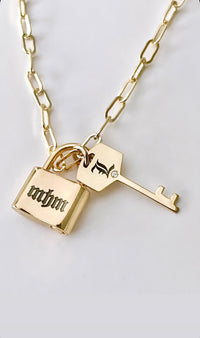 Sarah Personalized Lock and key Necklace