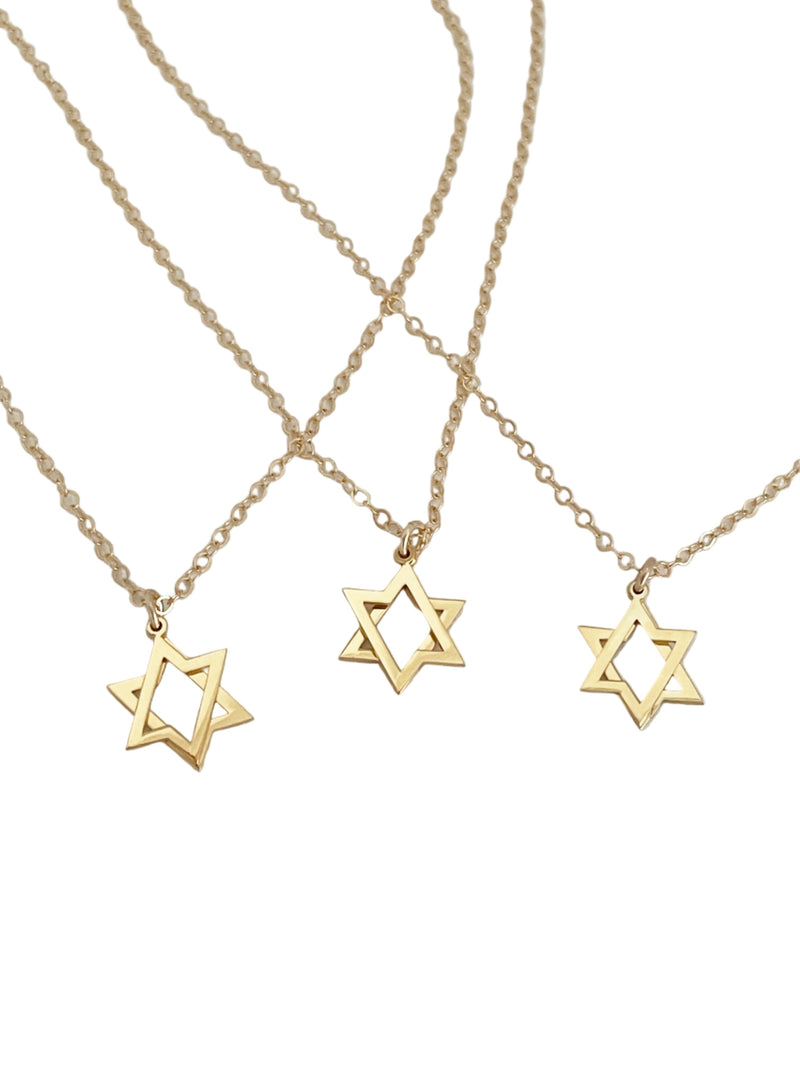 Or Movable Star of David Necklace